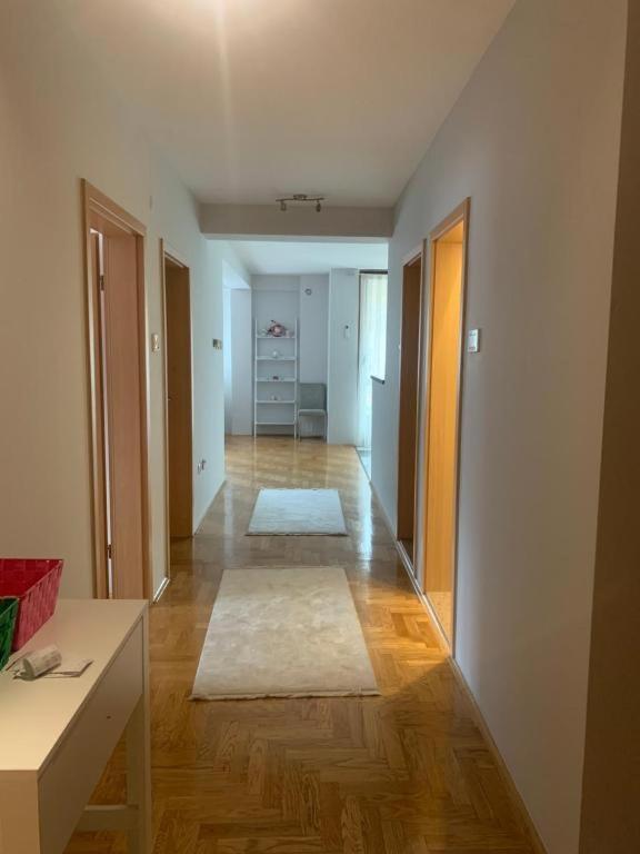 Cozy City Center Apartment Prizren Ngoại thất bức ảnh