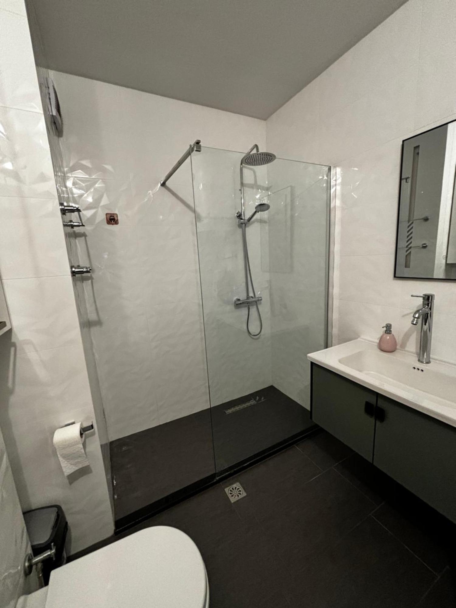 Cozy City Center Apartment Prizren Ngoại thất bức ảnh