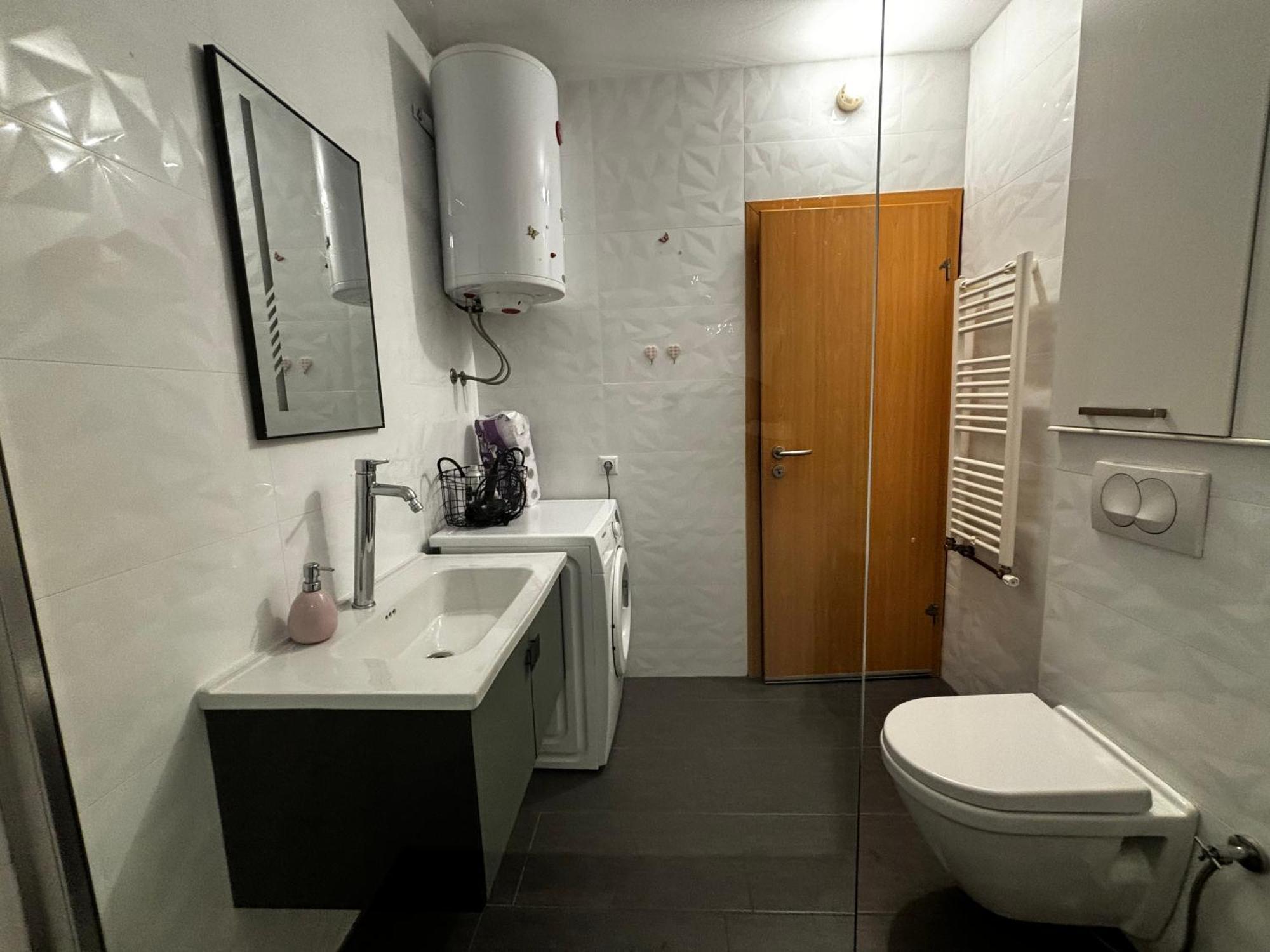 Cozy City Center Apartment Prizren Ngoại thất bức ảnh